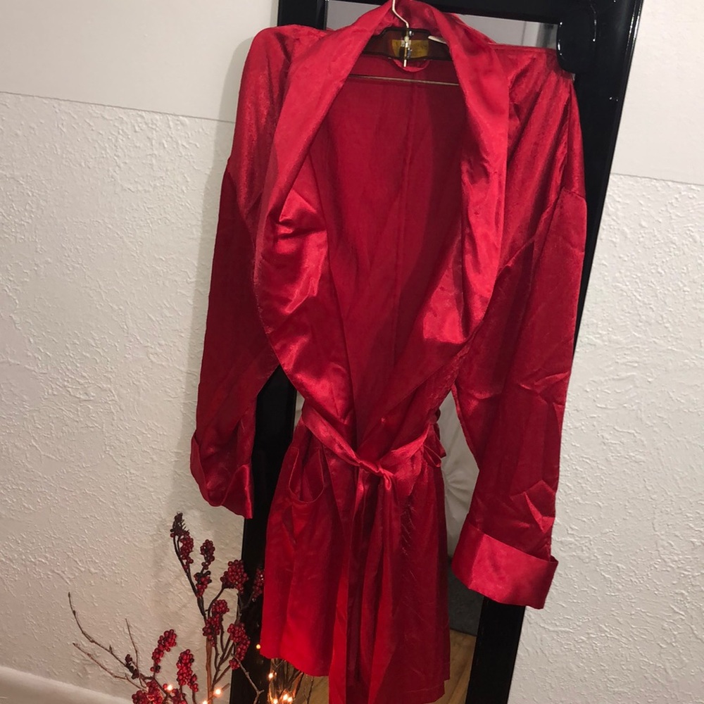 Red hot Victoria’s Secret Silk Robe!